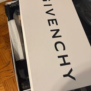 Givenchy Shark Boots !!!!!